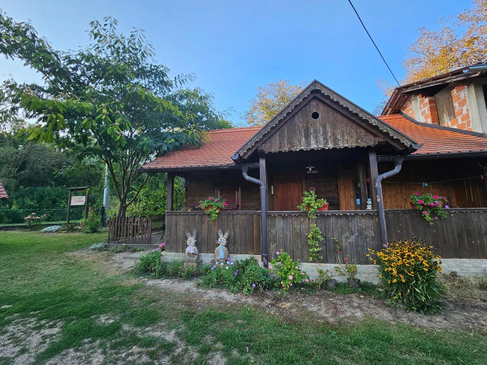 Apartments Kuvarna Čigoč Eksteriør billede