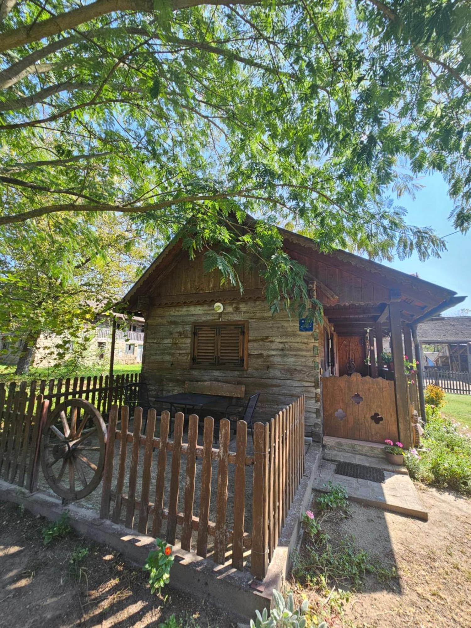 Apartments Kuvarna Čigoč Eksteriør billede